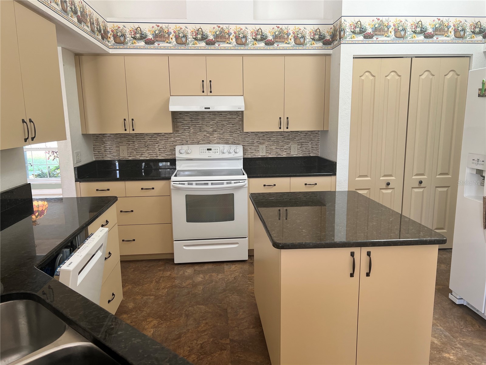 24 Broadmoor Lane Rotonda West FL 33947 D6145812 image12