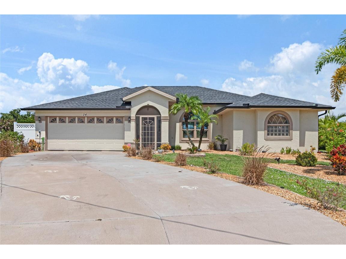24 Clubhouse Court Rotonda West FL 33947 D6138216 image1