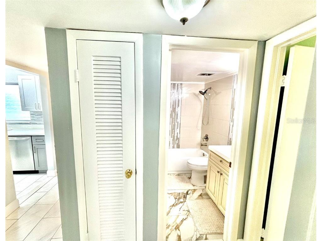 24 Golfs Edge #A West Palm Beach FL 33417 O6272841 image15