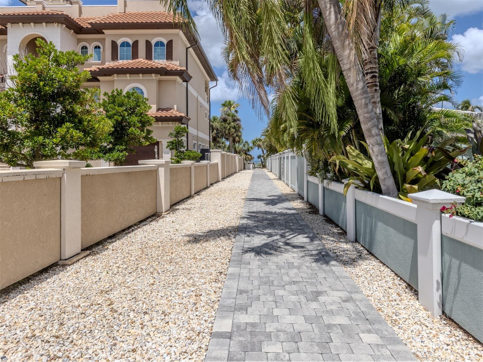 24 Gulf Manor Drive Venice FL 34285 N6144383 image32
