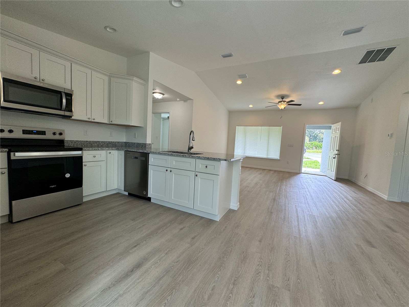 24 Malauka Loop Place Ocklawaha FL 32179 O6379628 image4