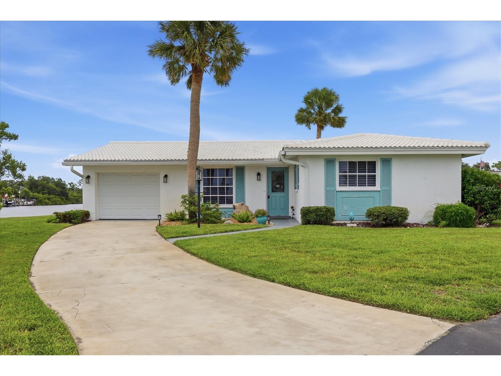 24 N Oakwood Drive N #24 Englewood FL 34223 N6144584 image2