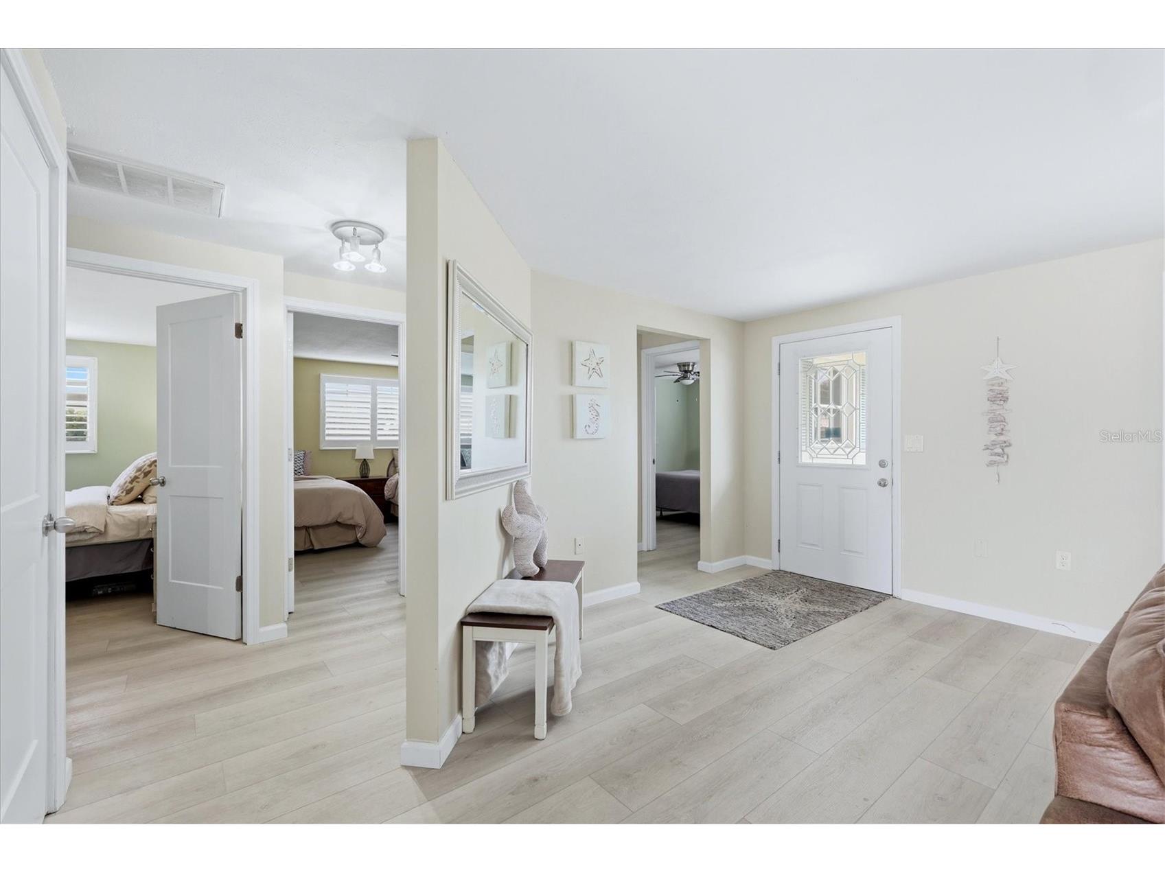24 N Oakwood Drive N #24 Englewood FL 34223 N6144584 image4
