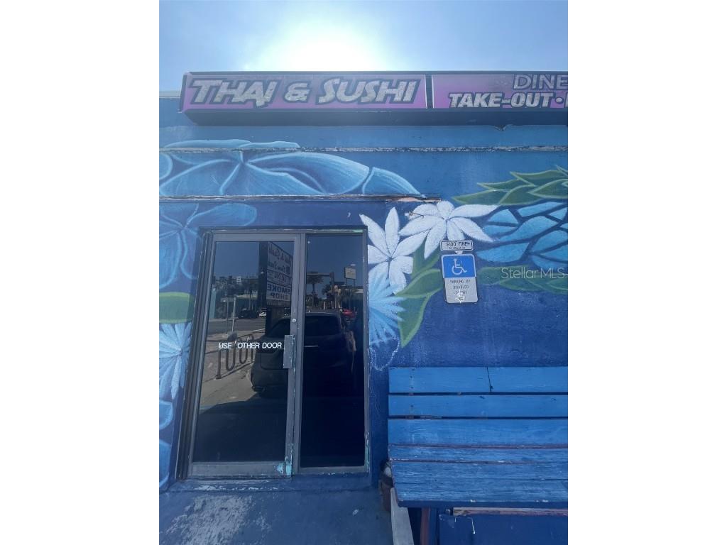 24 N Orlando Avenue Cocoa Beach FL 32931 O6203565 image1