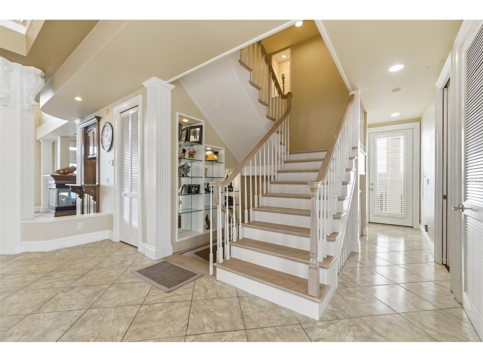 24 N Pine Circle Belleair FL 33756 - CLEARWATER HORBOR TB8507581 image10