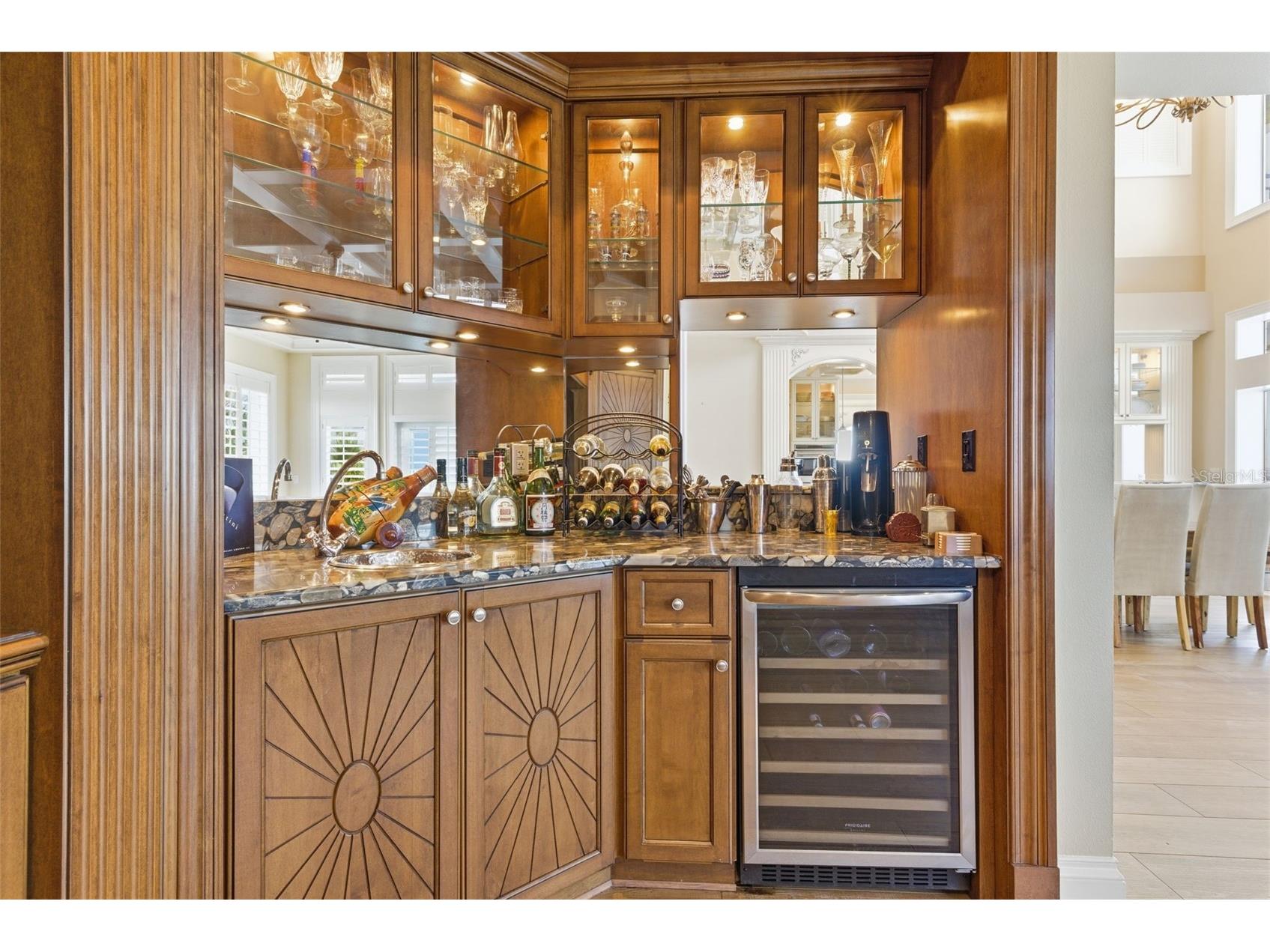 24 N Pine Circle Belleair FL 33756 - CLEARWATER HORBOR TB8507581 image22