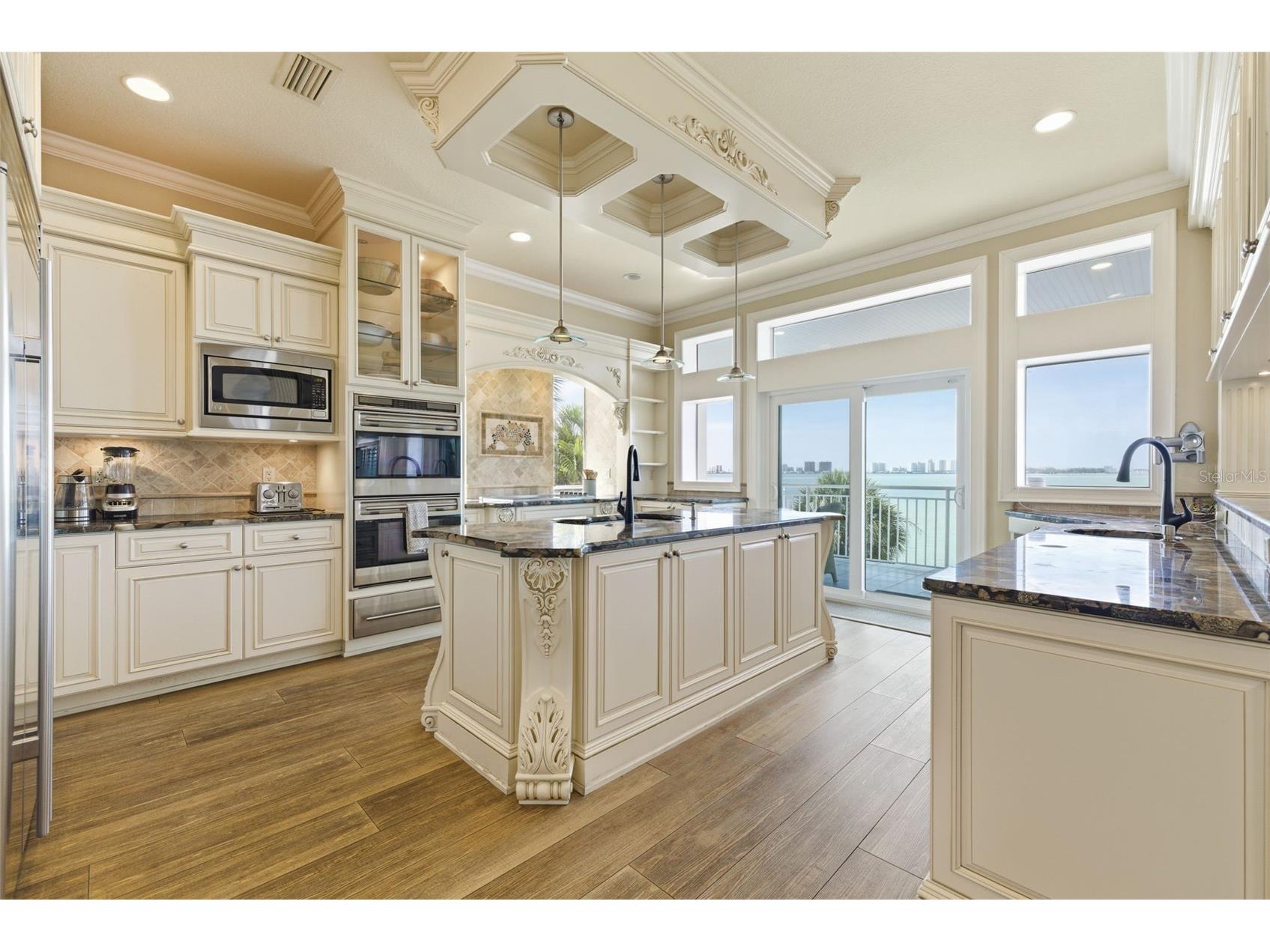 24 N Pine Circle Belleair FL 33756 - CLEARWATER HORBOR TB8507581 image25