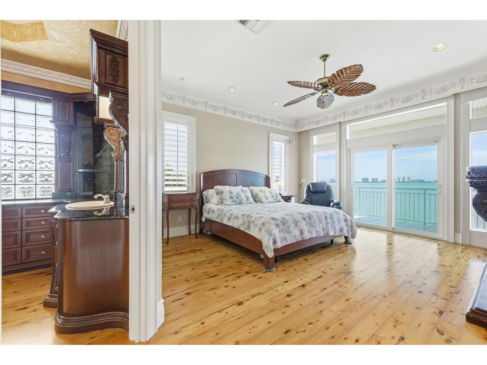 24 N Pine Circle Belleair FL 33756 - CLEARWATER HORBOR TB8507581 image41