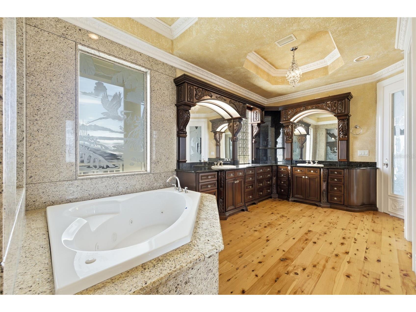 24 N Pine Circle Belleair FL 33756 - CLEARWATER HORBOR TB8507581 image45