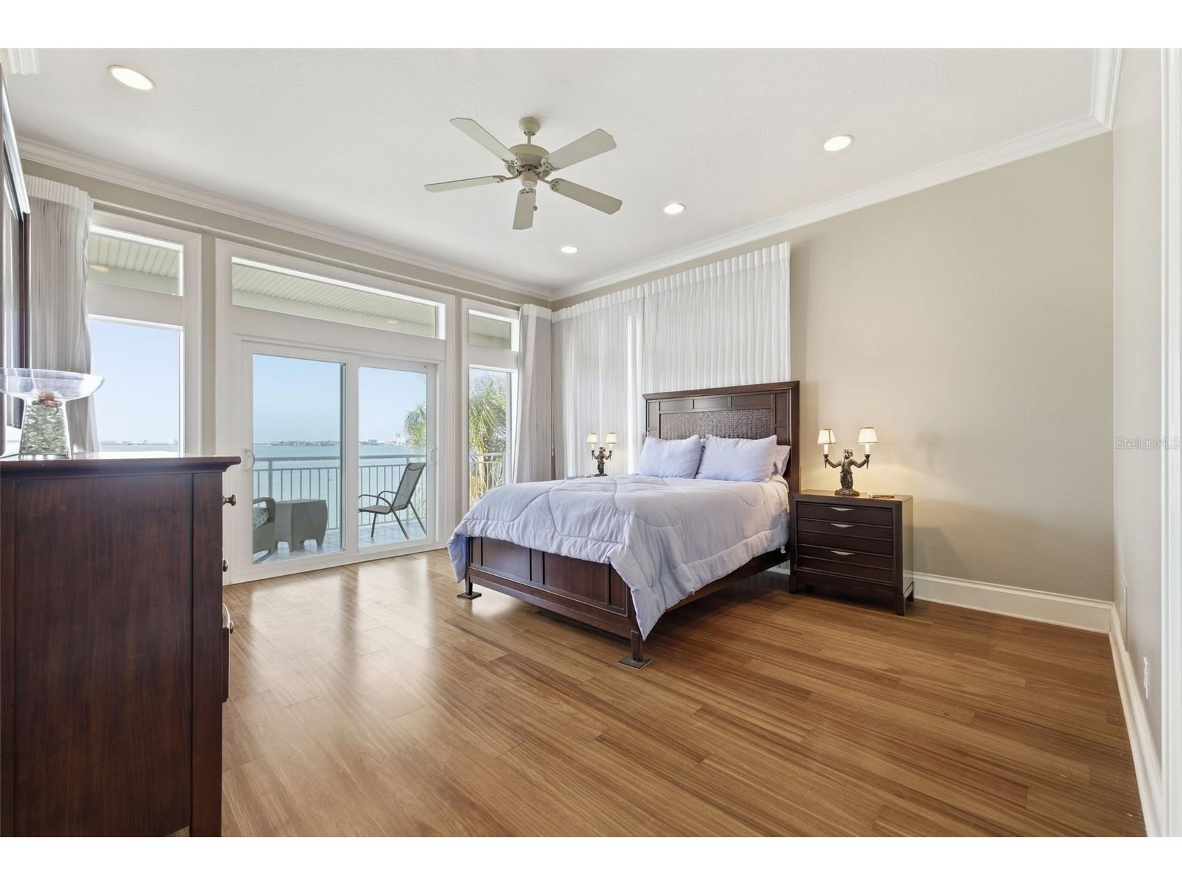 24 N Pine Circle Belleair FL 33756 - CLEARWATER HORBOR TB8507581 image53