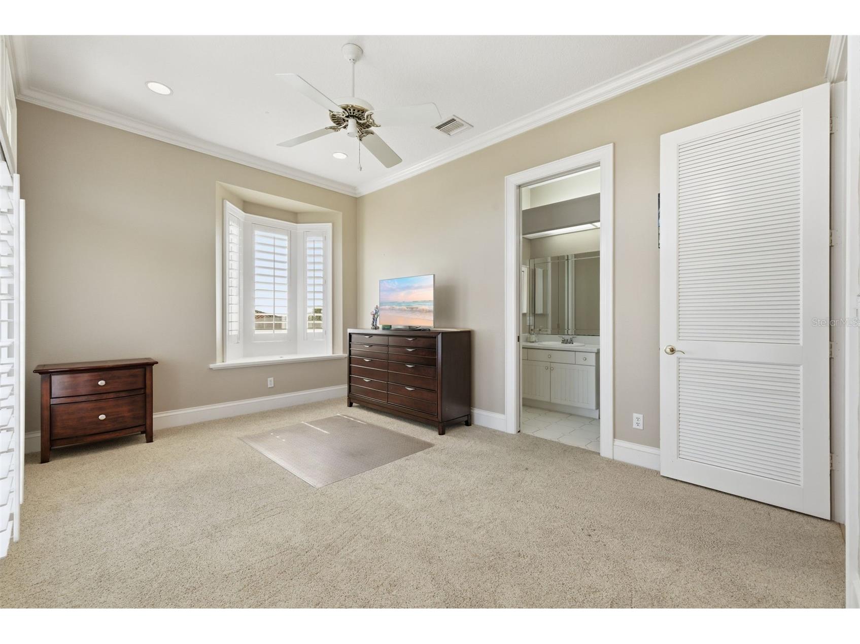 24 N Pine Circle Belleair FL 33756 - CLEARWATER HORBOR TB8507581 image59