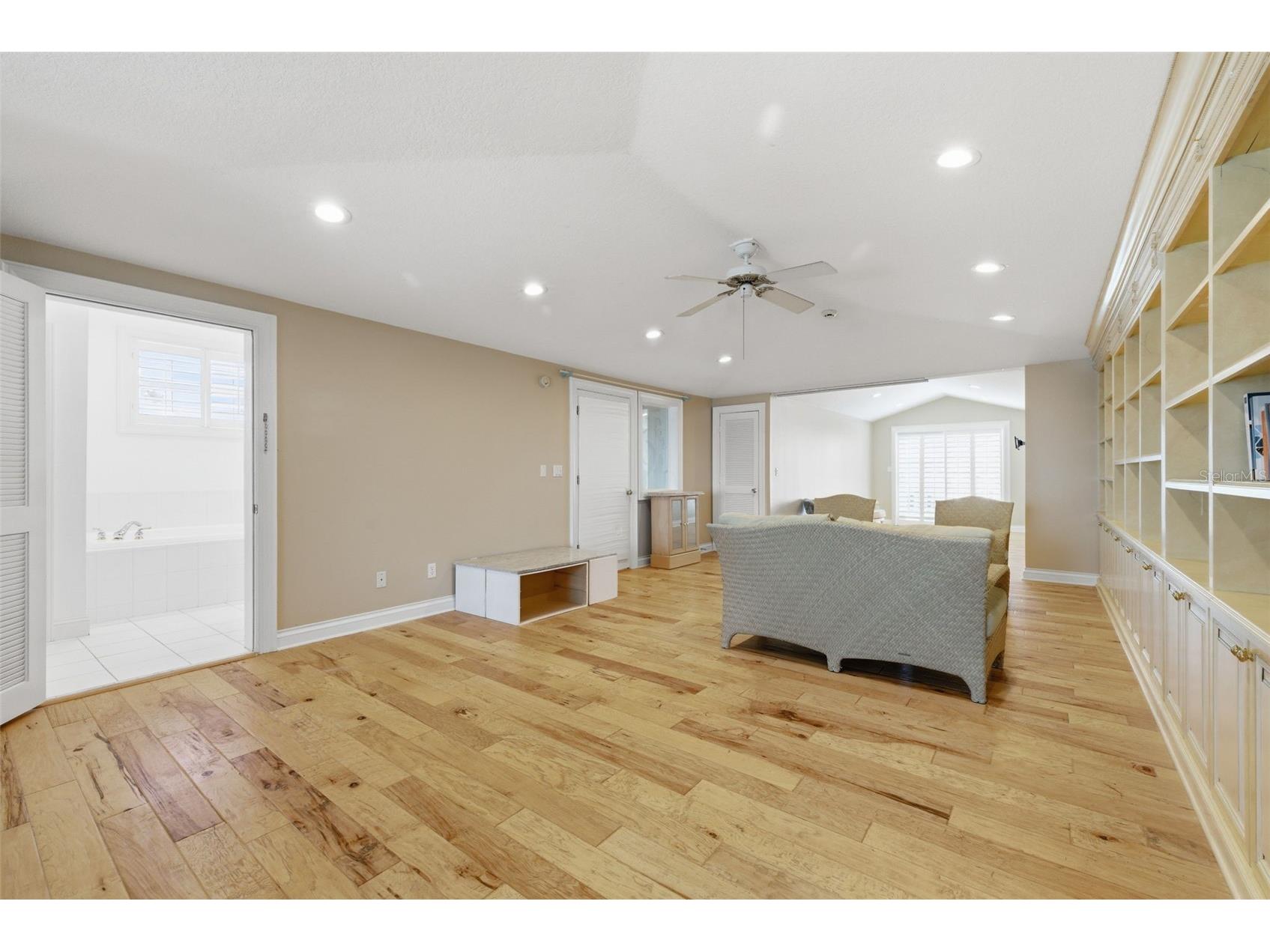 24 N Pine Circle Belleair FL 33756 - CLEARWATER HORBOR TB8507581 image63