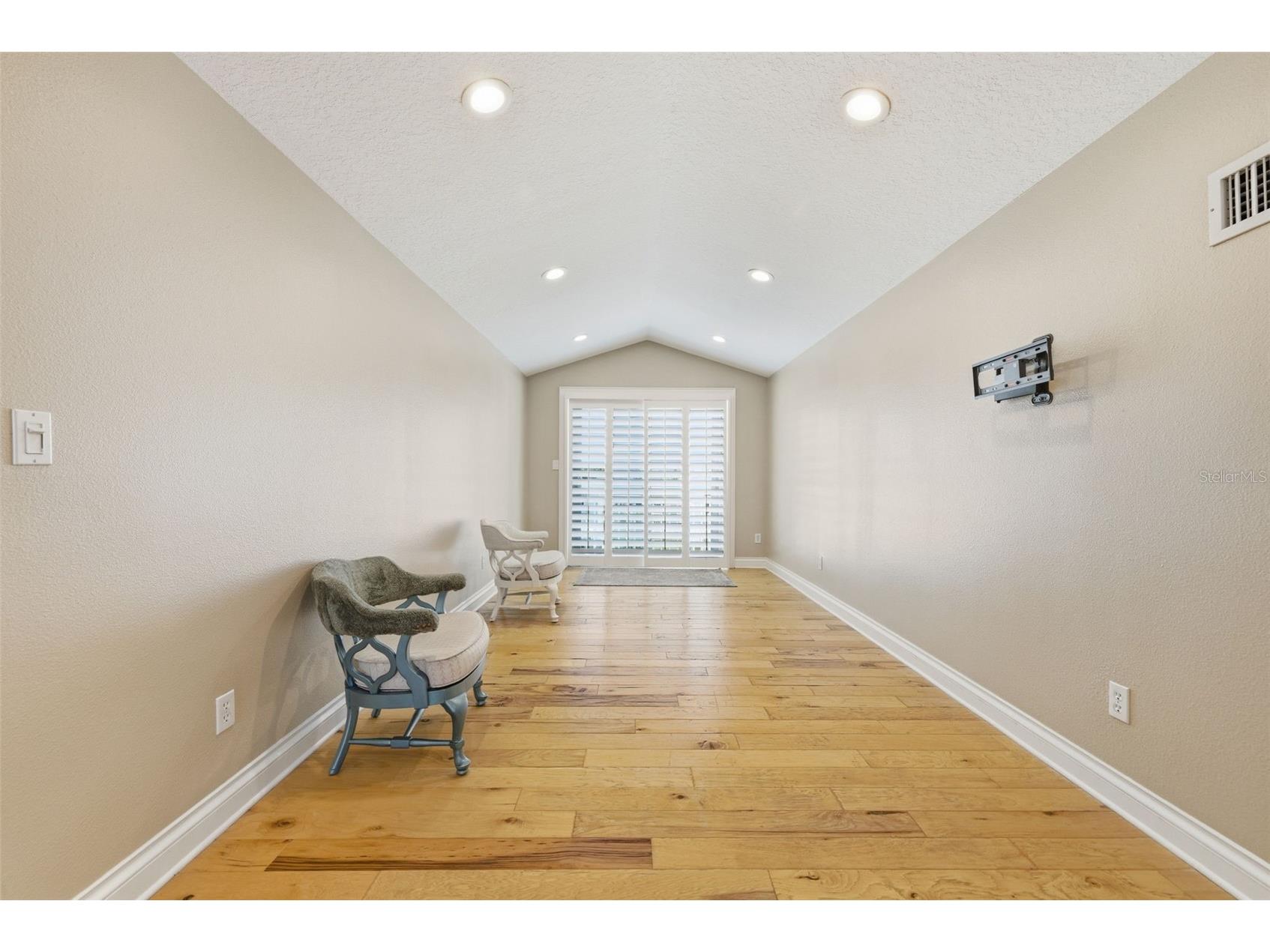 24 N Pine Circle Belleair FL 33756 - CLEARWATER HORBOR TB8507581 image65
