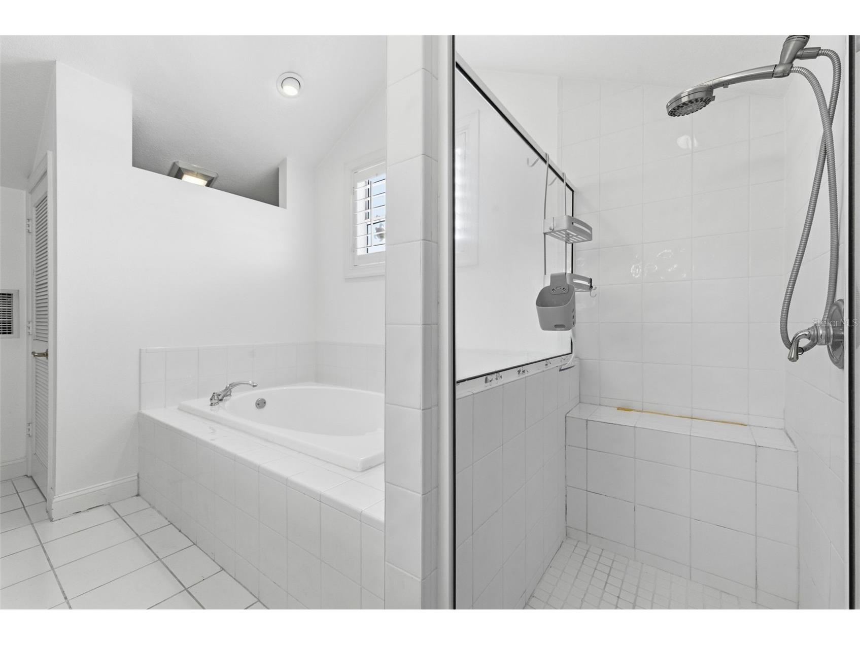 24 N Pine Circle Belleair FL 33756 - CLEARWATER HORBOR TB8507581 image71
