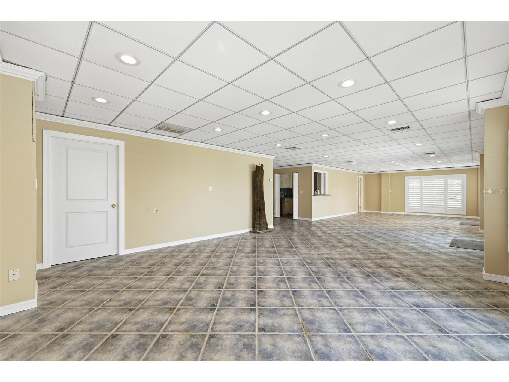 24 N Pine Circle Belleair FL 33756 - CLEARWATER HORBOR TB8507581 image73
