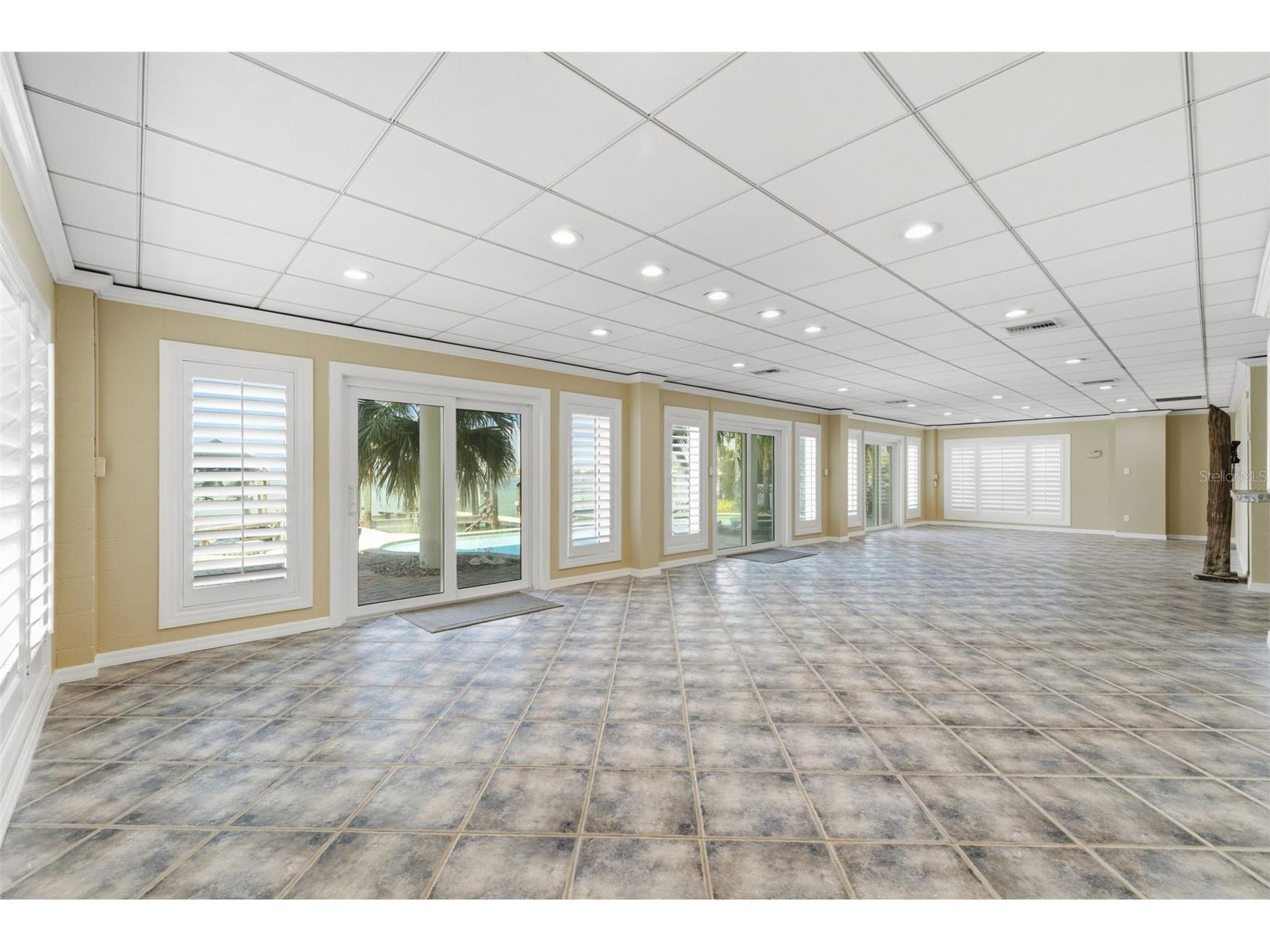 24 N Pine Circle Belleair FL 33756 - CLEARWATER HORBOR TB8507581 image74