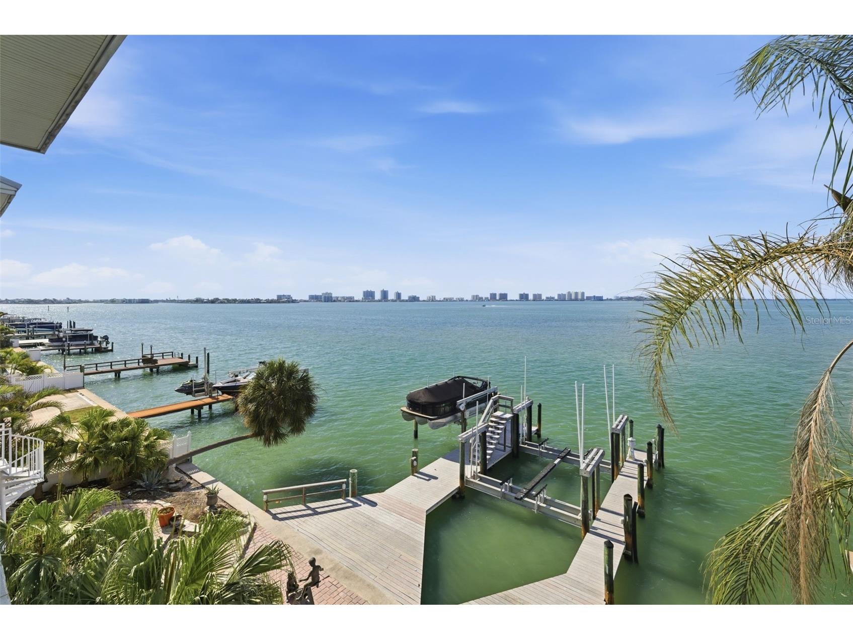 24 N Pine Circle Belleair FL 33756 - CLEARWATER HORBOR TB8507581 image92