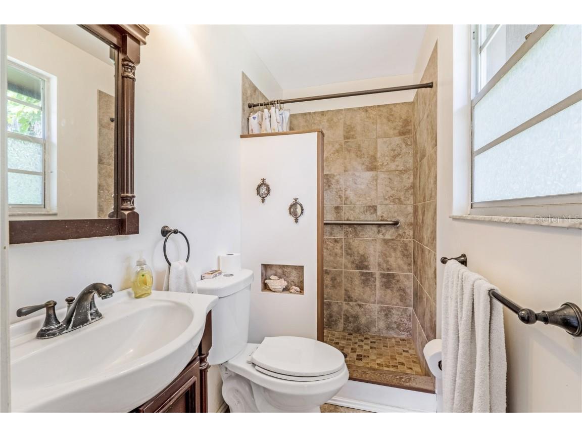 24 Oak Street Port Orange FL 32127 V4944392 image12