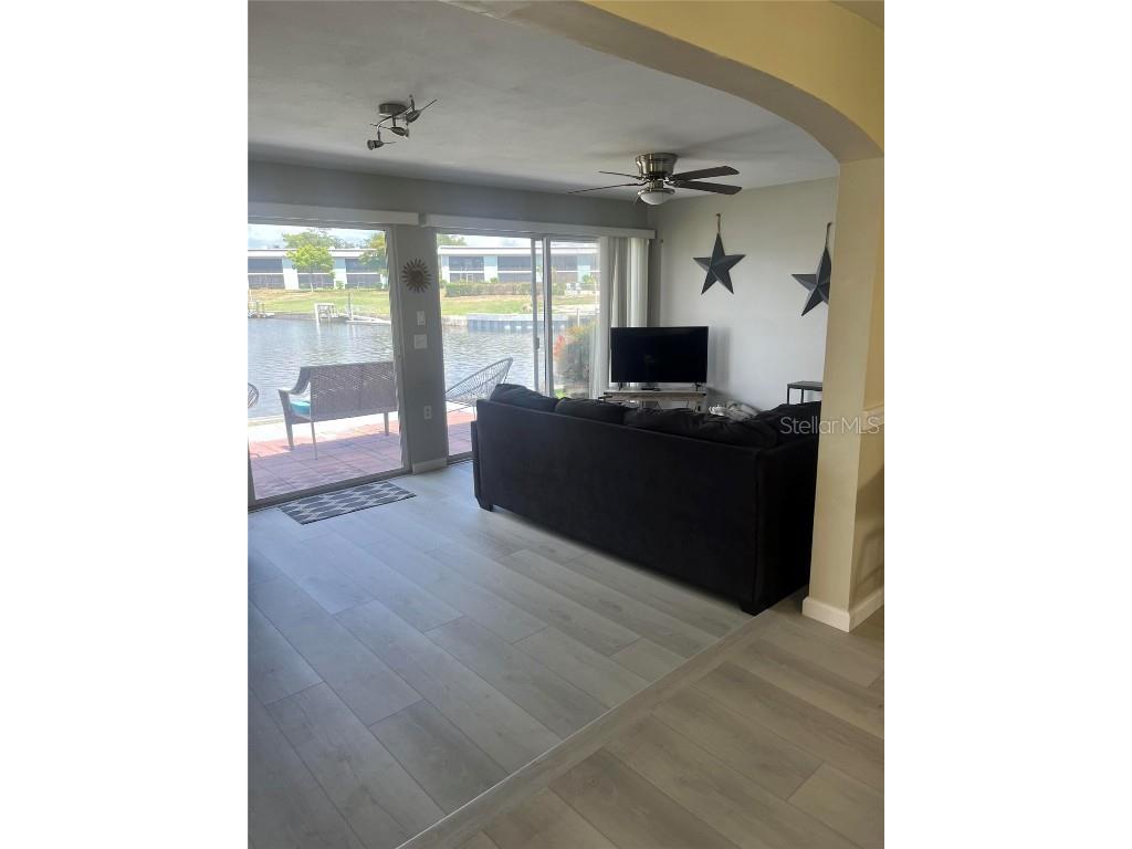 24 Oakwood Drive N #24 Englewood FL 34223 O6341594 image4