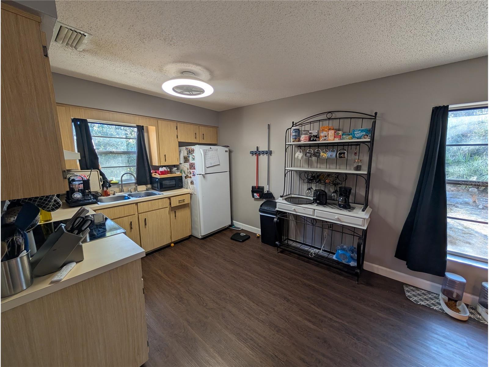 24 S Courtland Boulevard Deltona FL 32738 O6380868 image37