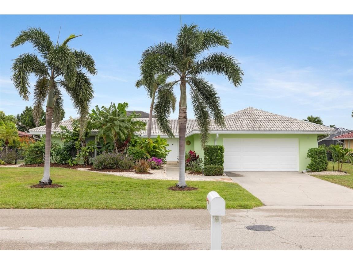 24 Sabal Drive Punta Gorda FL 33950 C7483160 image1