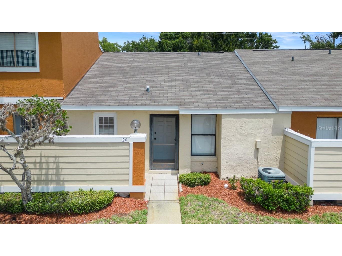 24 Silver Falls Circle Kissimmee FL 34743 S5106893 image1