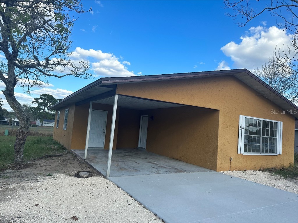 24 Spring Loop Circle Ocala FL 34472 OM653384 image1