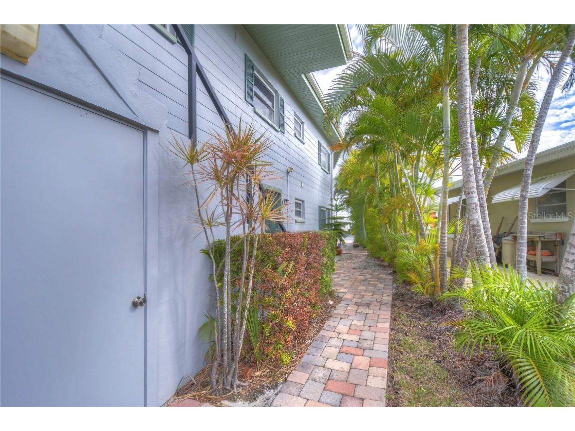 240 115th Avenue #1 Treasure Island FL 33706 TB8374323 image10