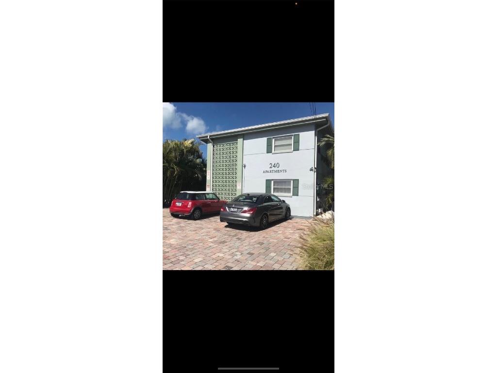240 115th Avenue Treasure Island FL 33706 - BOCA CIEGA BAY T3465707 image1