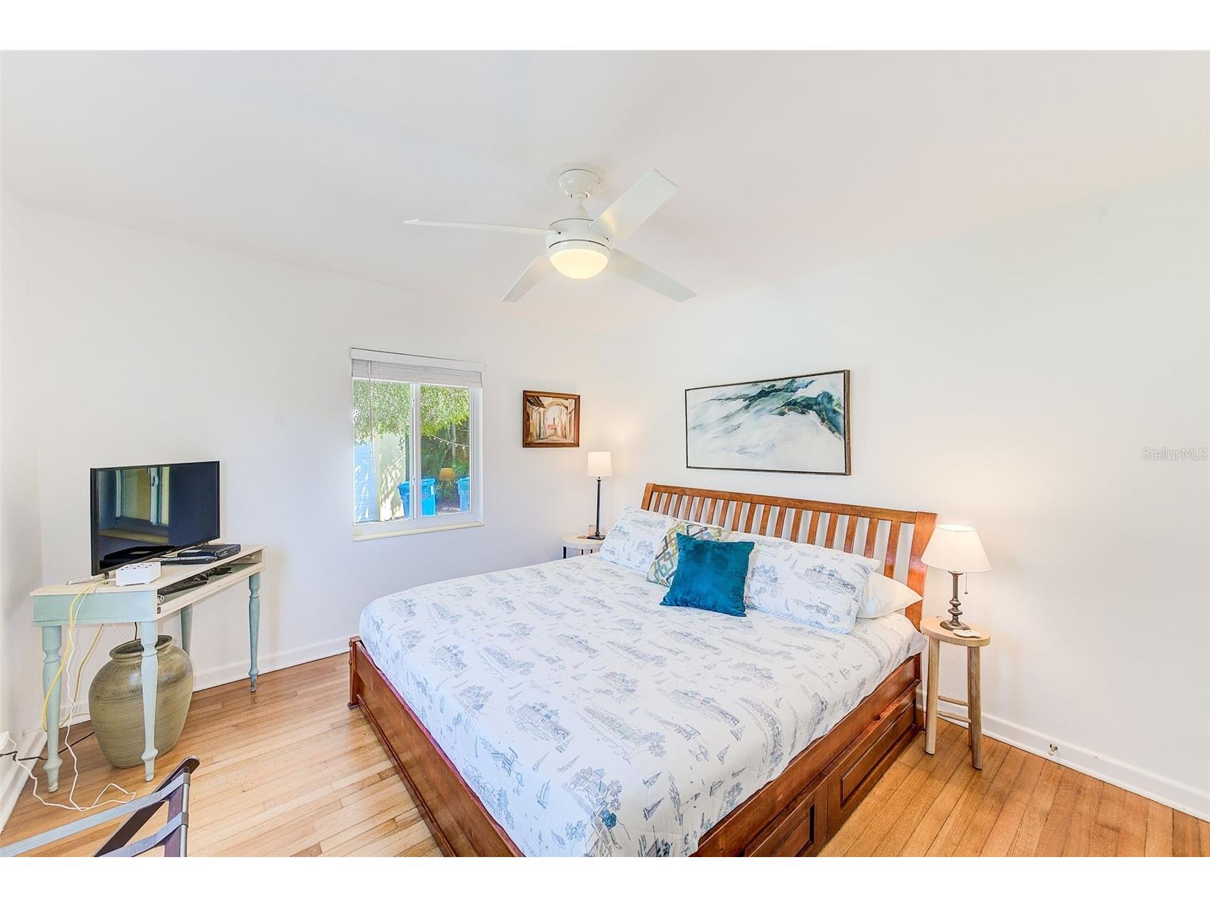 240-242 Mateo Way NE Saint Petersburg FL 33704 TB8471050 image19