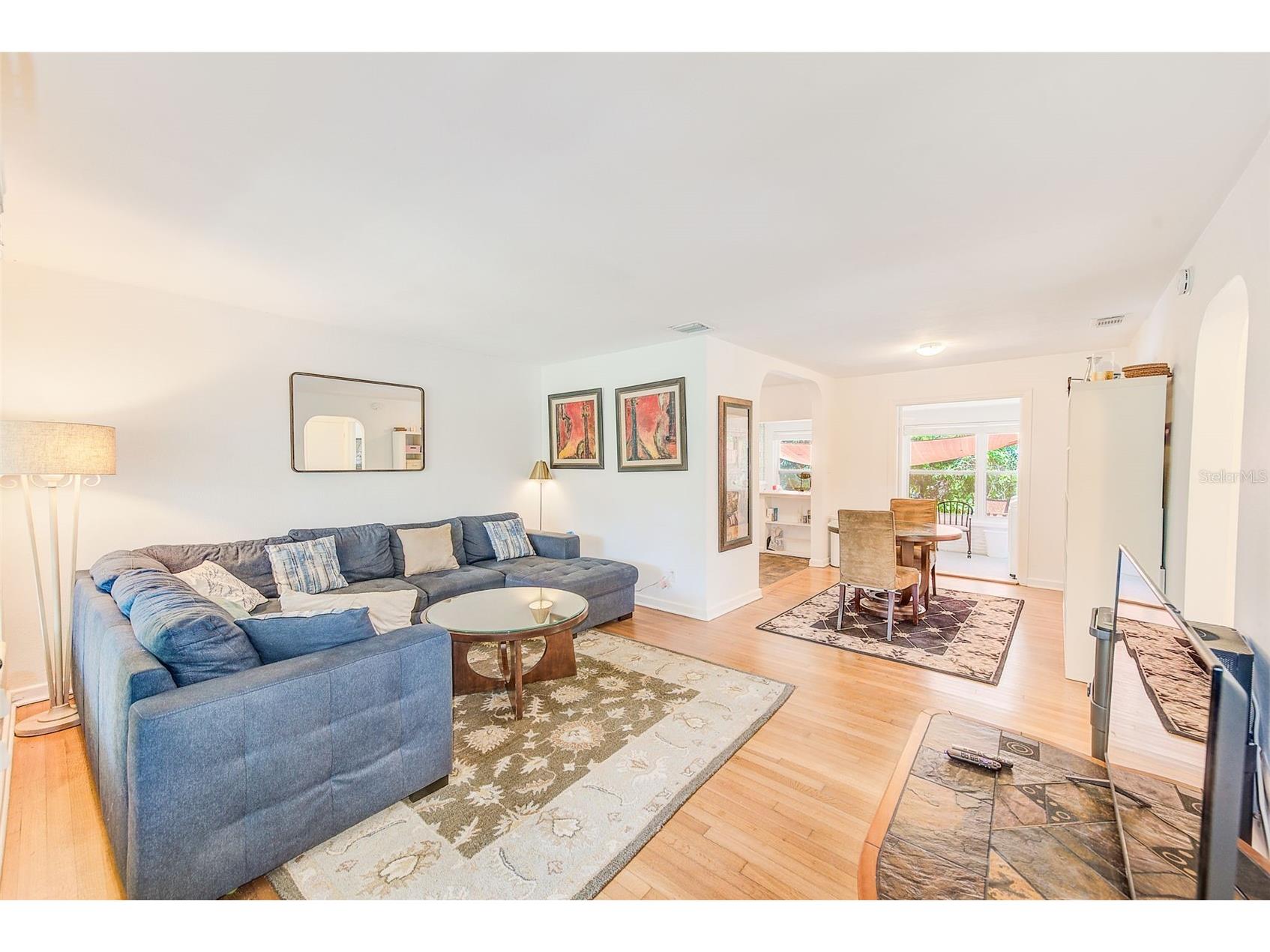 240-242 Mateo Way NE Saint Petersburg FL 33704 TB8471050 image24