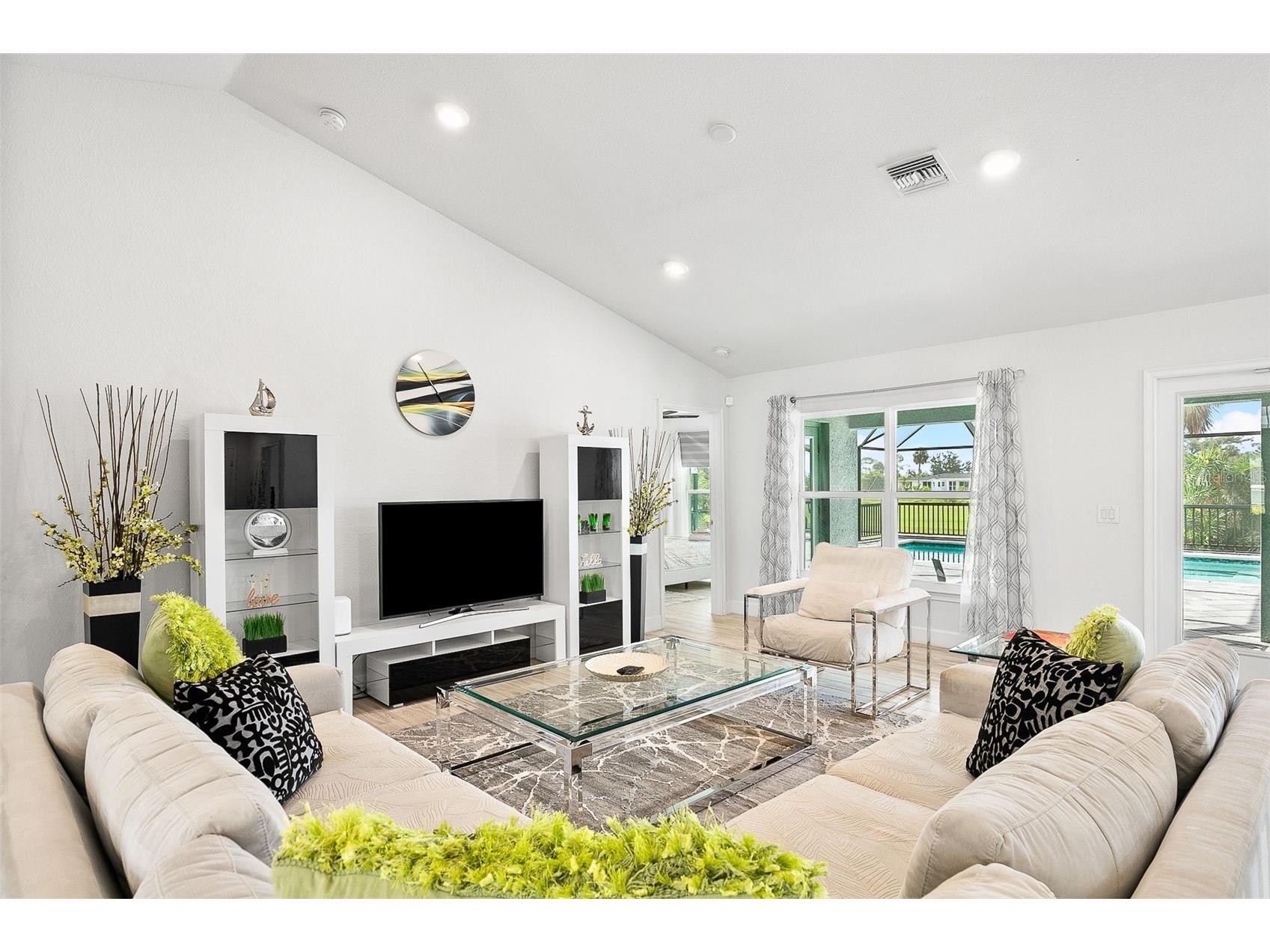 240 Caddy Road Rotonda West FL 33947 A4693678 image3
