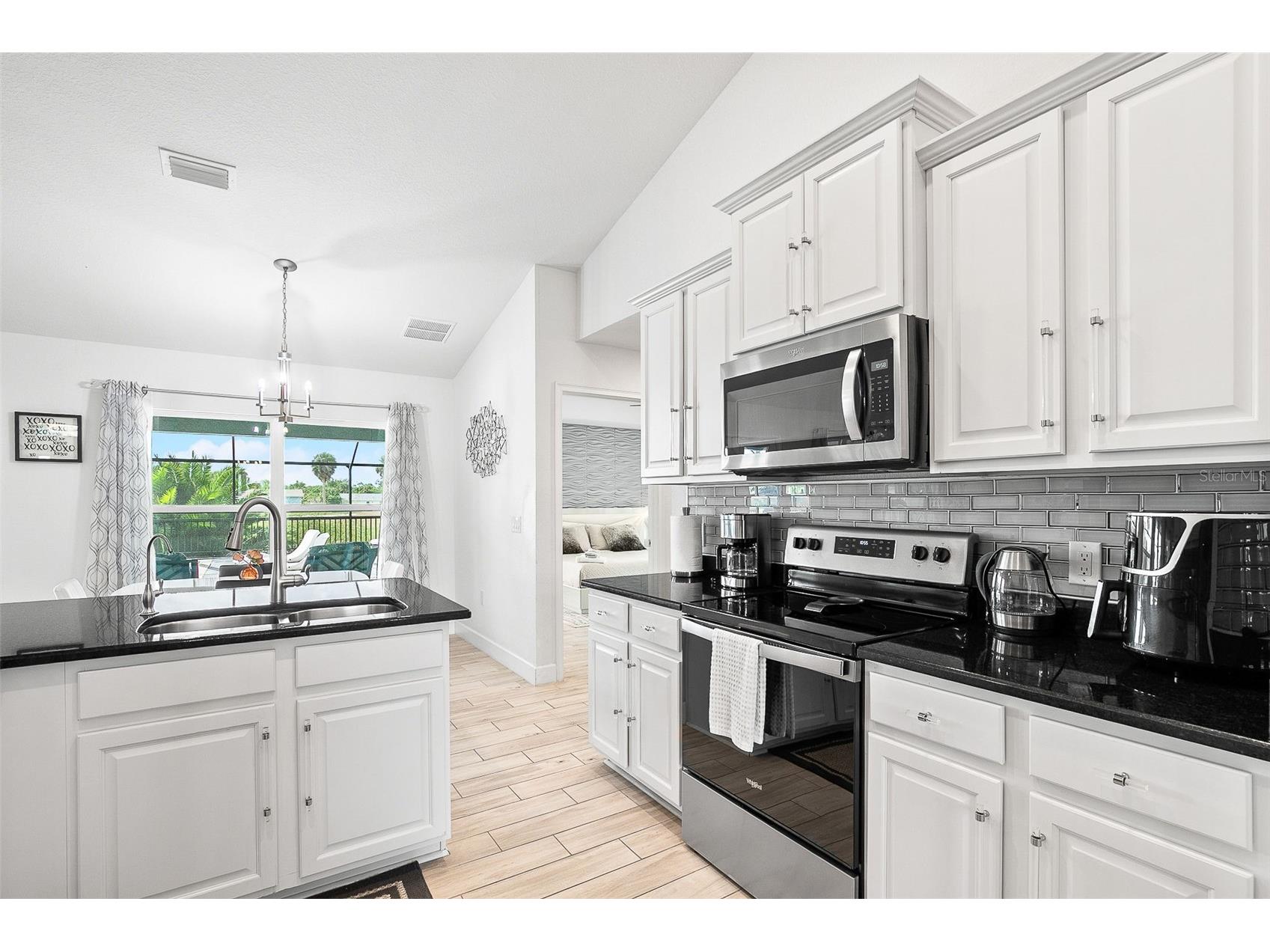 240 Caddy Road Rotonda West FL 33947 A4693678 image8