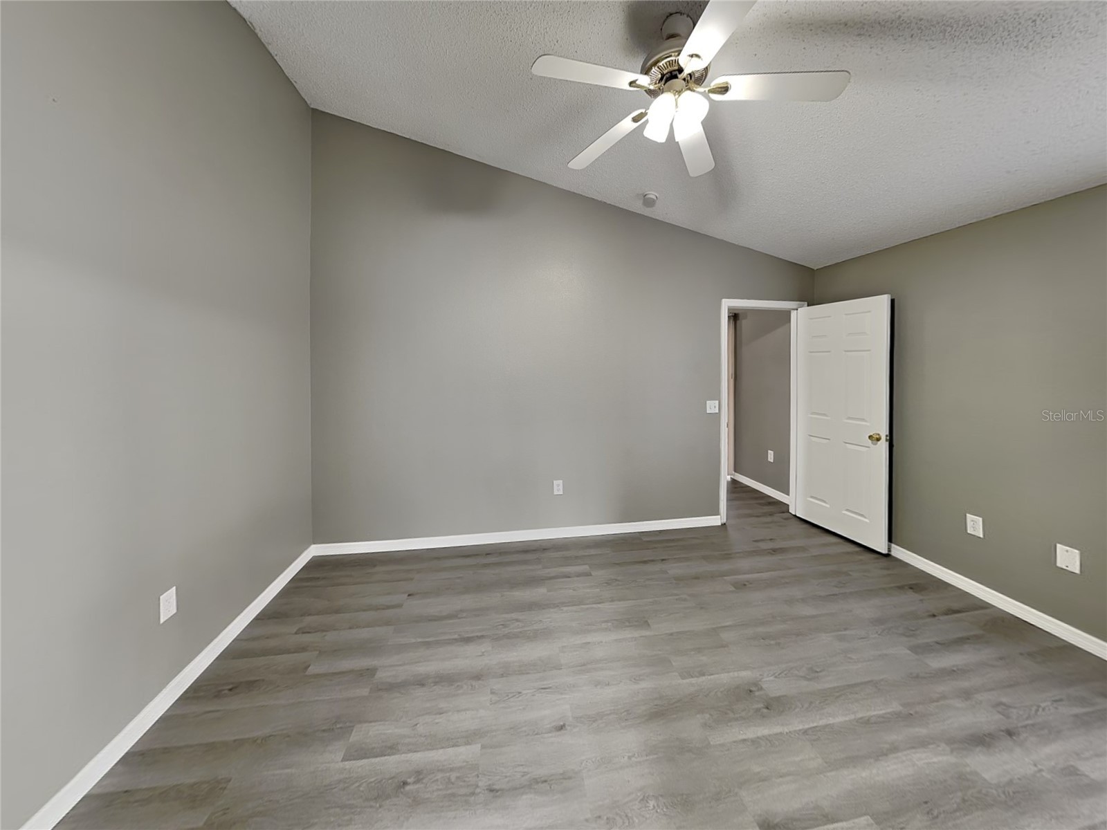 240 Dalton Drive Kissimmee FL 34758 O6384112 image6