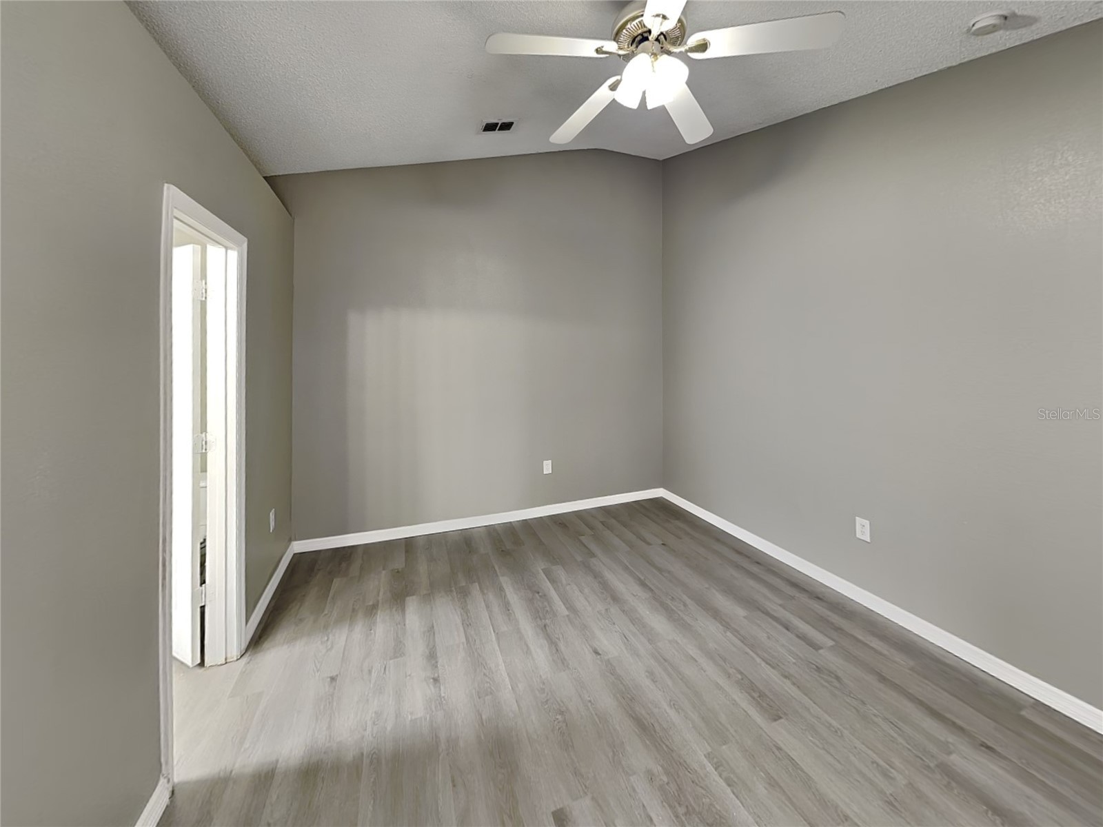 240 Dalton Drive Kissimmee FL 34758 O6384112 image7