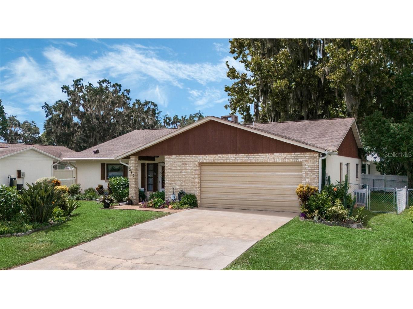 240 Douglas Drive Eustis FL 32726 G5073281 image1