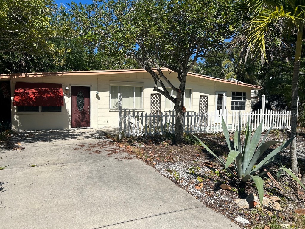 240 Gladiolus Street Anna Maria FL 34216 A4565128 image1