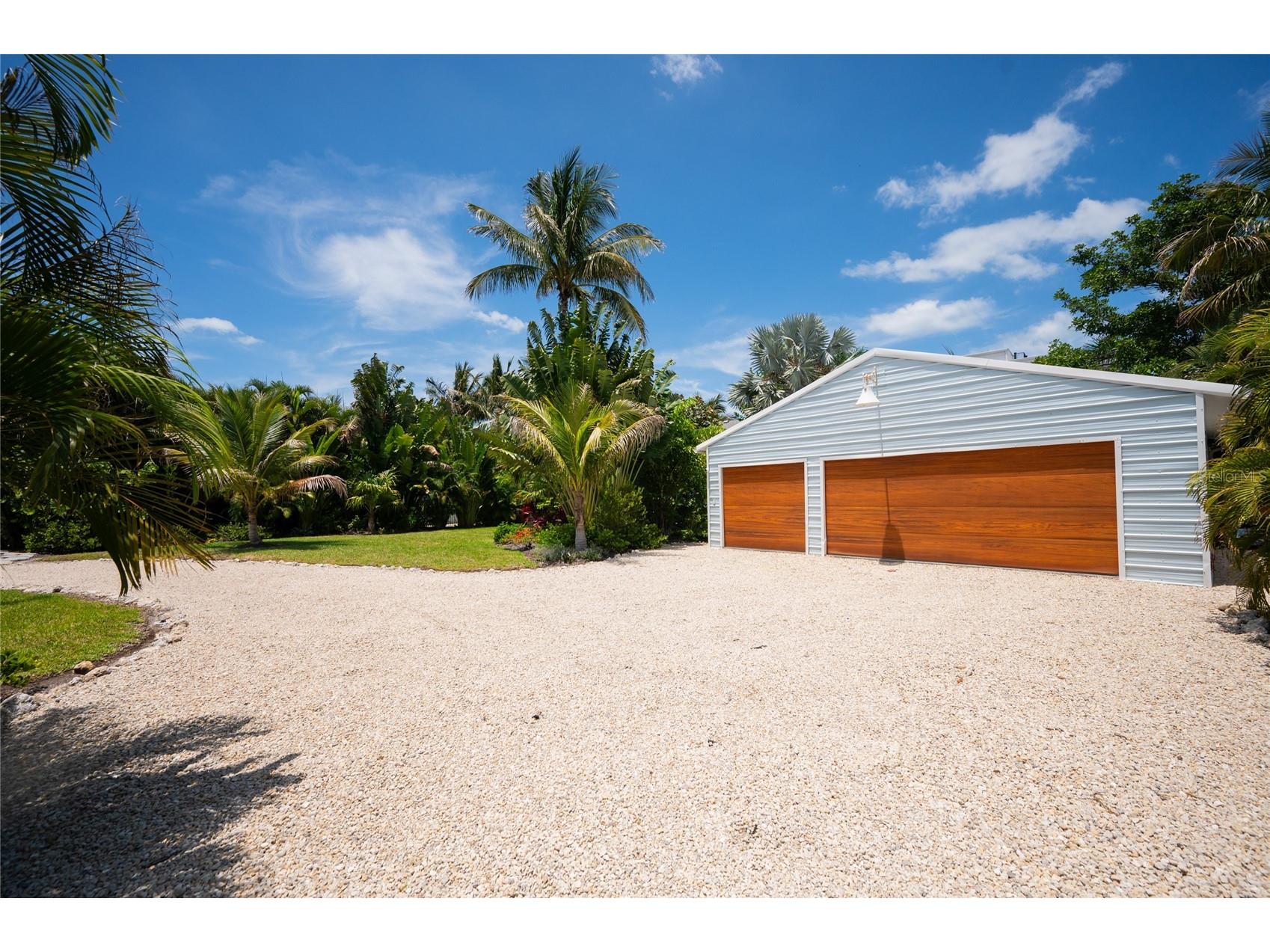 240 Gladiolus Street Anna Maria FL 34216 A4694634 image2