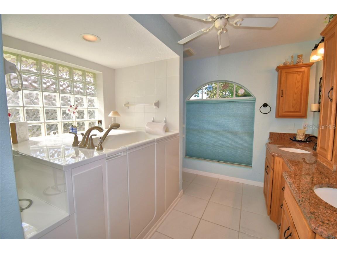 240 Golf Aire Boulevard Winter Haven FL 33884 P4936962 image28