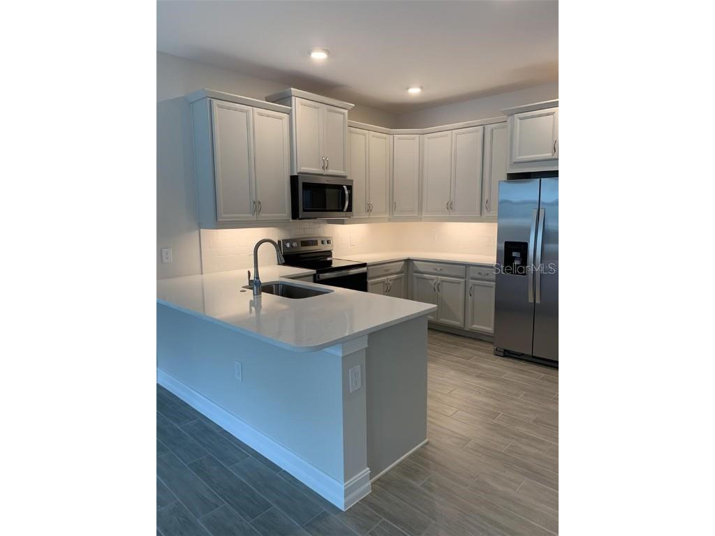 240 Ibiza Loop Venice FL 34292 A4650029 image3