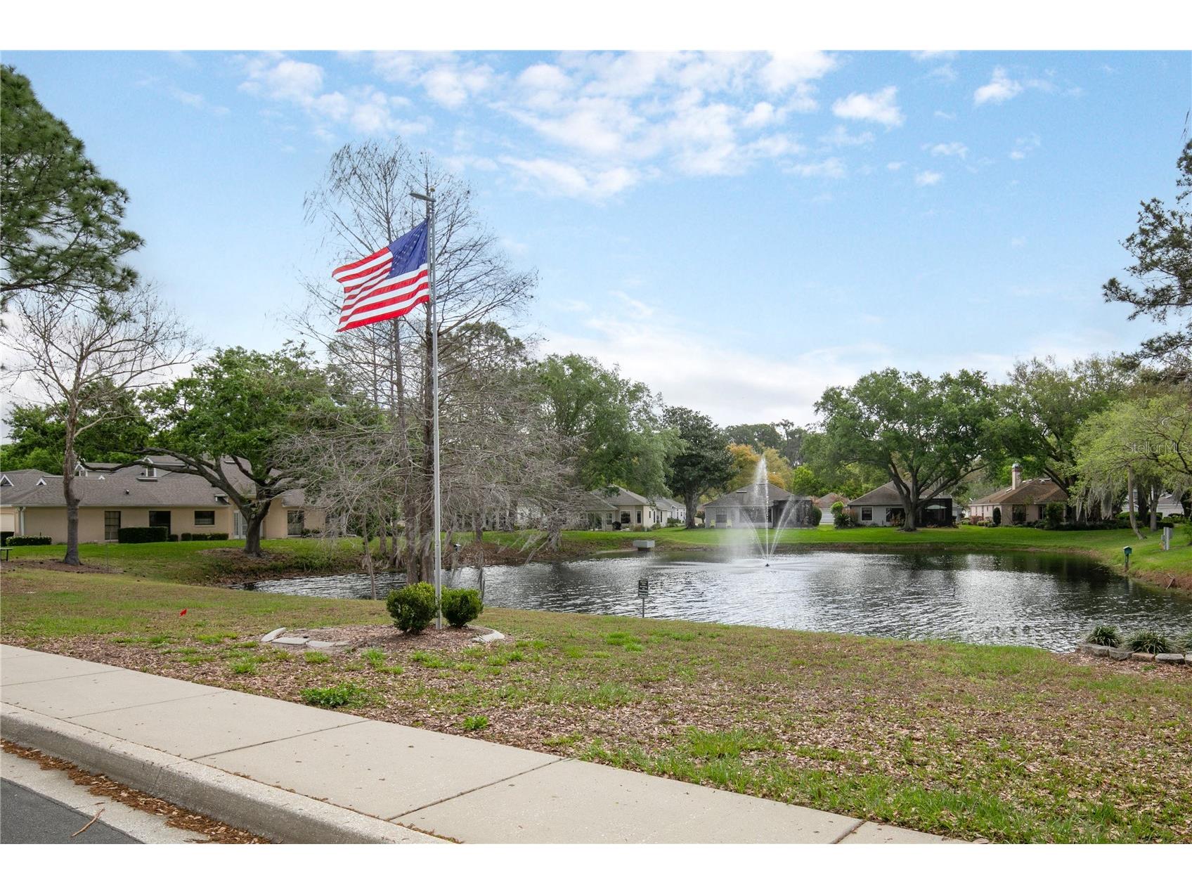 240 Juniper Way Tavares FL 32778 - Canal G5109674 image44