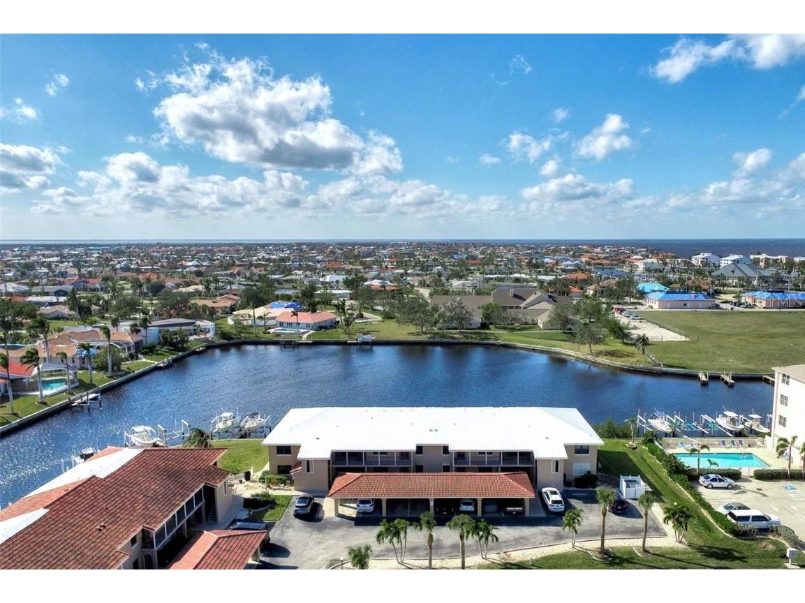 240 Lewis Circle #29 Punta Gorda FL 33950 U8205671 image1