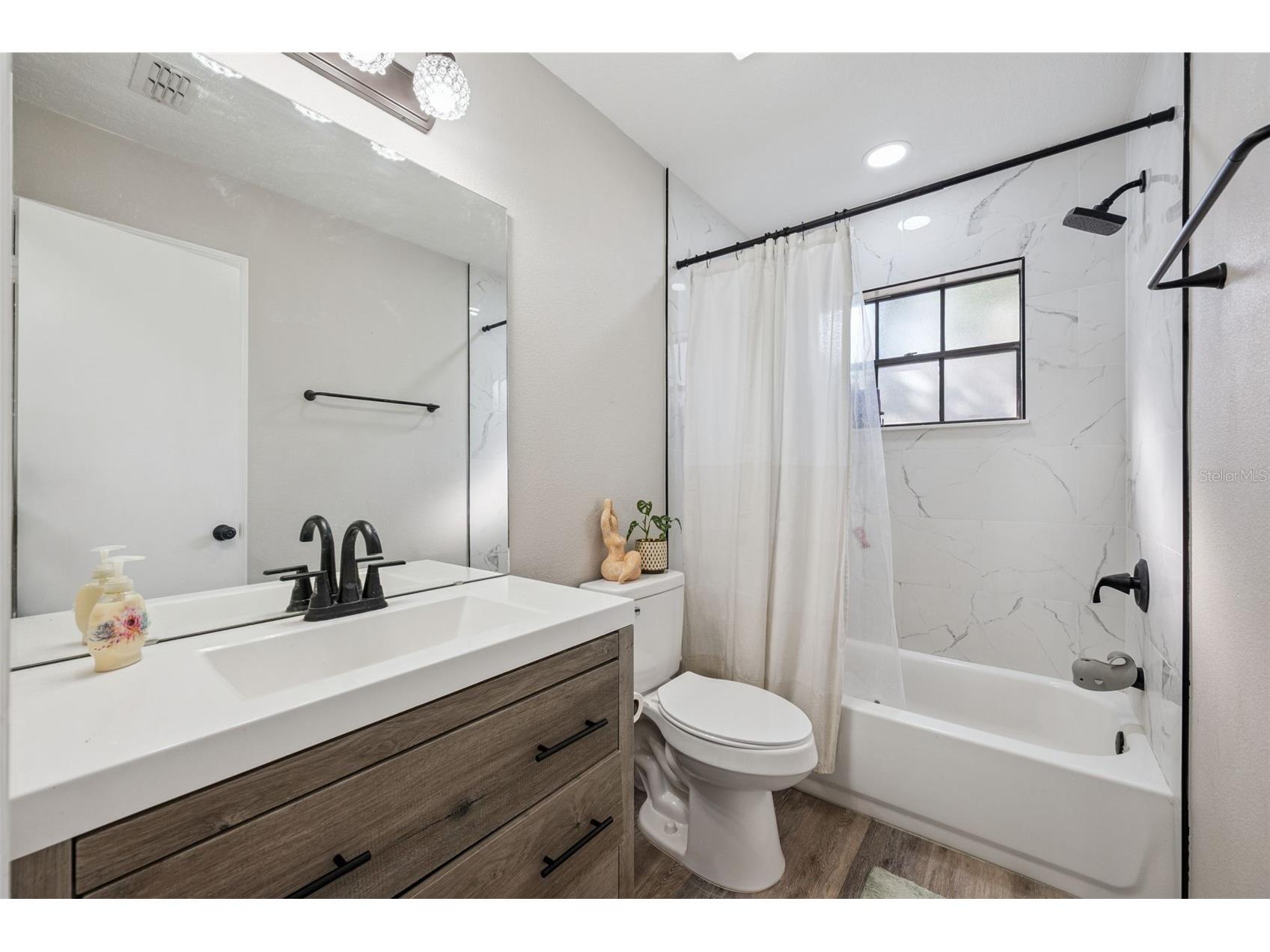 240 N Line Drive Apopka FL 32703 O6355234 image13