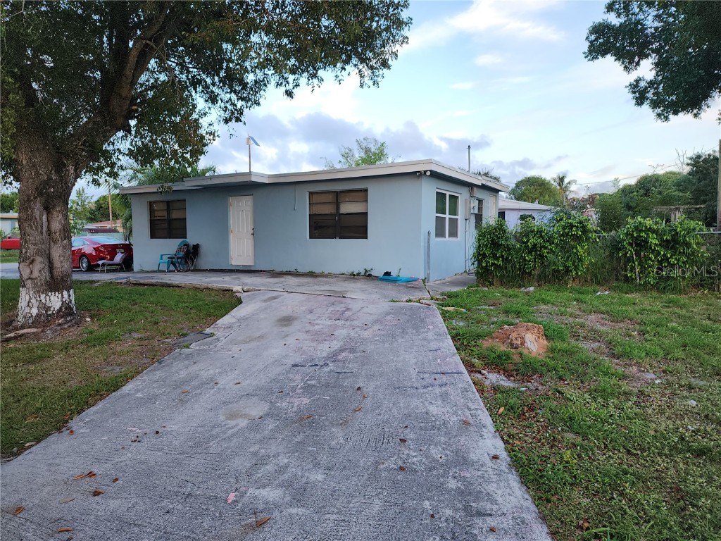 240 N Palm Drive Boynton Beach FL 33435 V4934284 image1