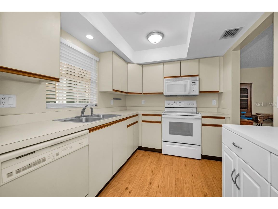 240 Promenade Drive #102 Dunedin FL 34698 TB8449587 image11