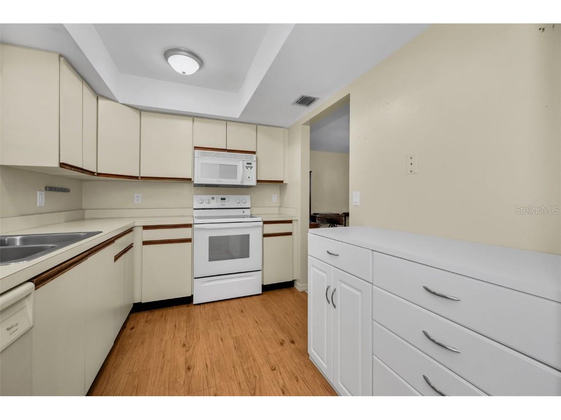 240 Promenade Drive #102 Dunedin FL 34698 TB8449587 image13