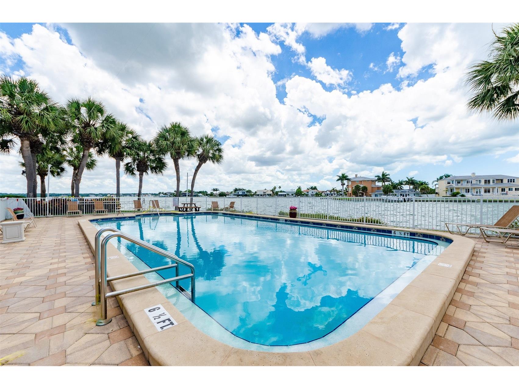 240 Sand Key Estates Drive #216 Clearwater Beach FL 33767 TB8459233 image34