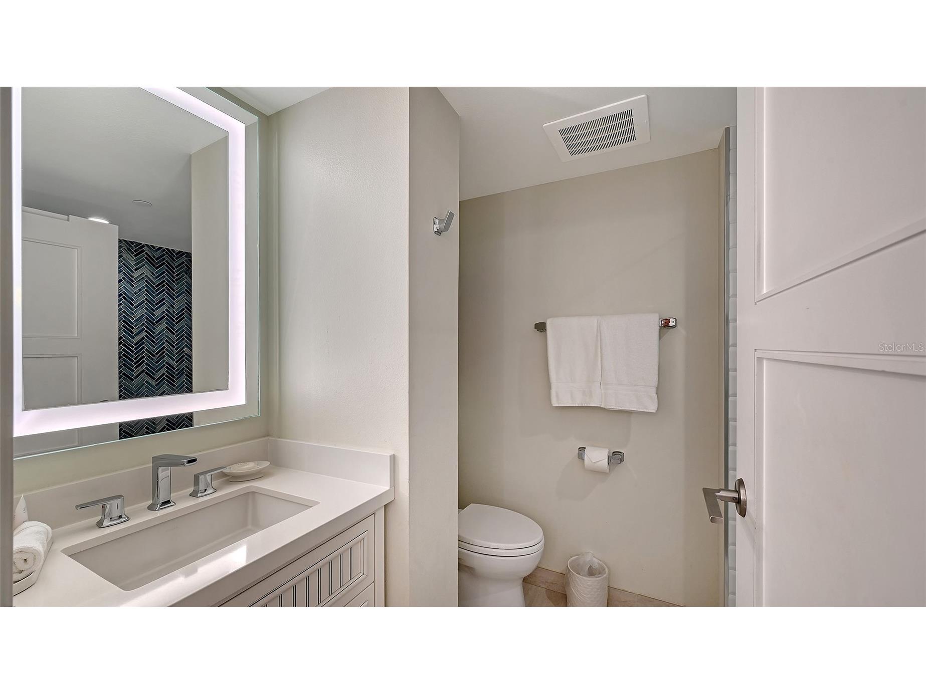 240 Sands Point Road #4205 Longboat Key FL 34228 A4667038 image15