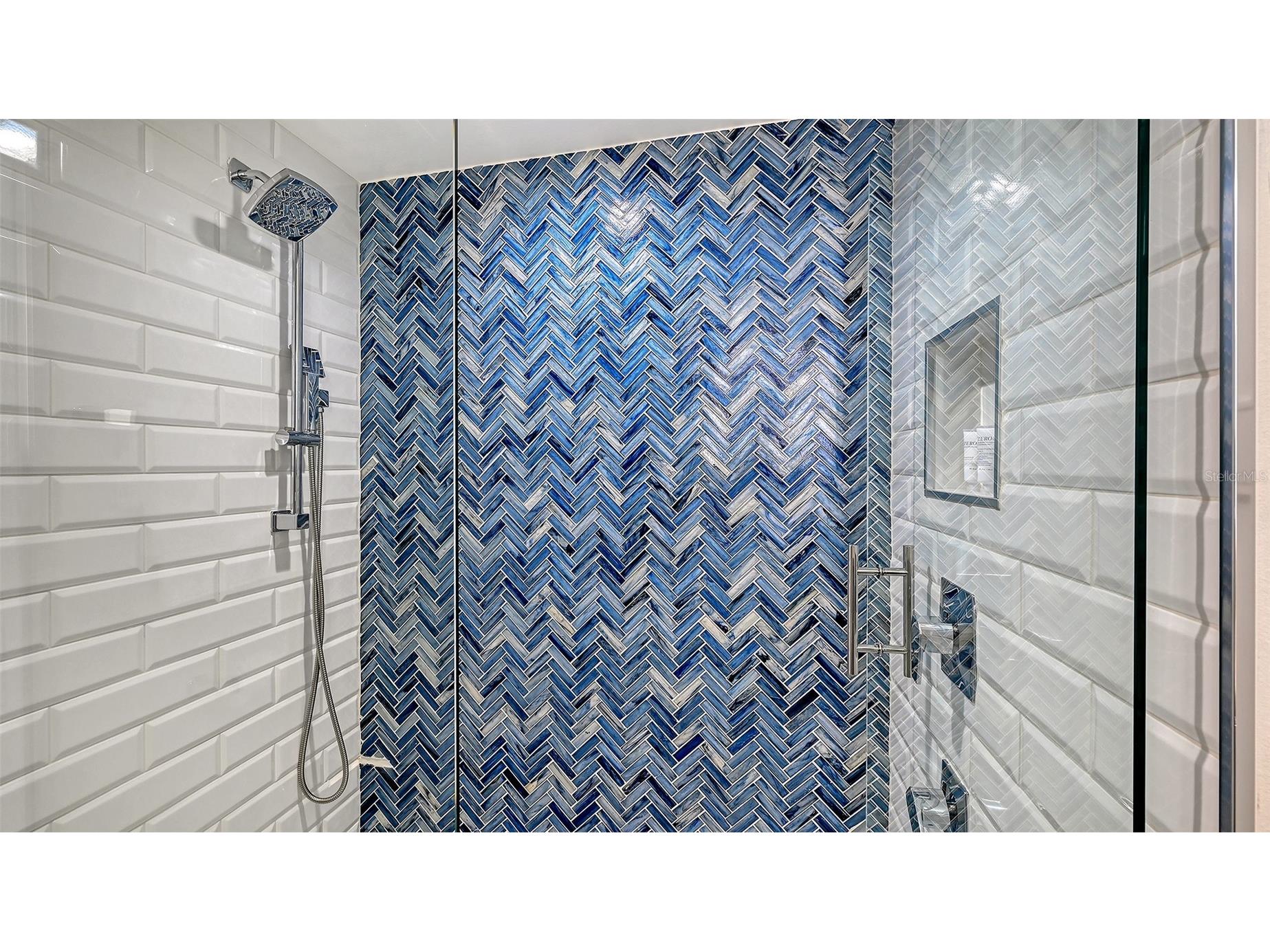 240 Sands Point Road #4205 Longboat Key FL 34228 A4667038 image16