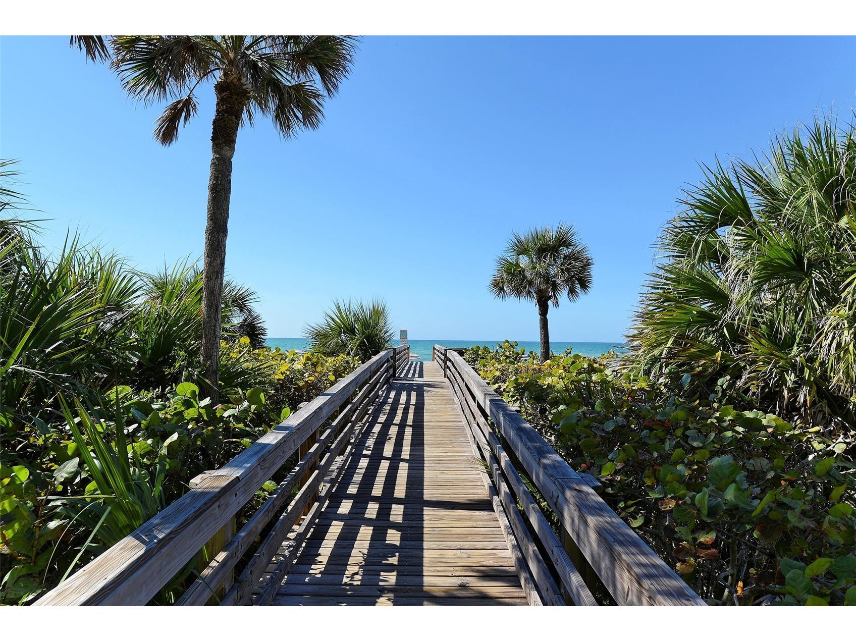 240 Sands Point Road #4205 Longboat Key FL 34228 A4667038 image17